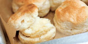 The Most Delicious Recipe in How to Make Buttermilk Biscuits