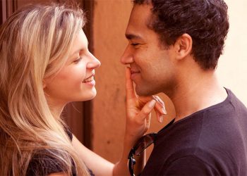 Keeping Secret in a Relationship from Your Parents