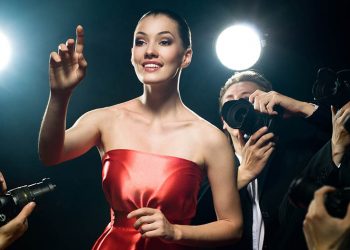 How to Become Famous in Ideal Ways